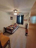 Adirondack Cozy Cottage Hideaway 4 Bedroom Home by RedAwning