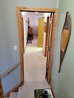 Adirondack Cozy Cottage Hideaway 4 Bedroom Home by RedAwning