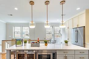 Windy City Getaway 3br 2ba Chicago Townhouse 3 Bedroom Home by RedAwni