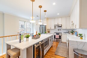 Windy City Getaway 3br 2ba Chicago Townhouse 3 Bedroom Home by RedAwni