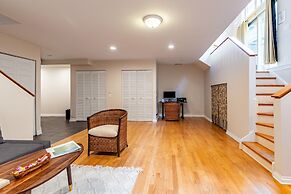 Windy City Getaway 3br 2ba Chicago Townhouse 3 Bedroom Home by RedAwni