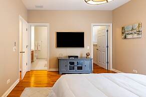 Windy City Getaway 3br 2ba Chicago Townhouse 3 Bedroom Home by RedAwni