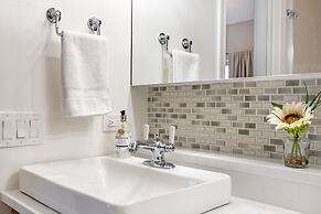 Windy City Getaway 3br 2ba Chicago Townhouse 3 Bedroom Home by RedAwni