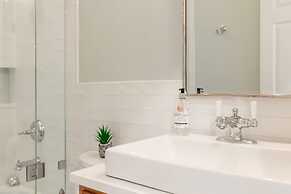 Windy City Getaway 3br 2ba Chicago Townhouse 3 Bedroom Home by RedAwni