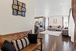 Moose Meadow 5 Bedroom Home by RedAwning