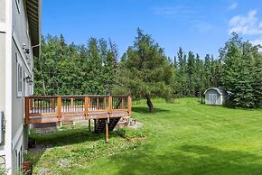 Moose Meadow 5 Bedroom Home by RedAwning