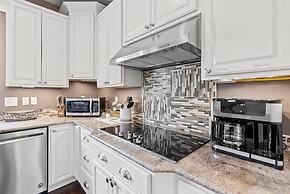 Moose Meadow 5 Bedroom Home by RedAwning