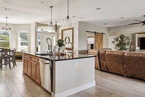 Family Paradise With Private Heated Pool 5 Bedroom Home by RedAwning