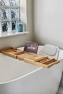 Family Paradise With Private Heated Pool 5 Bedroom Home by RedAwning