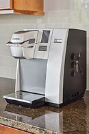 Family Paradise With Private Heated Pool 5 Bedroom Home by RedAwning