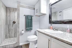 Charming Apartment In The Heart Of San Antonio 3 Bedroom Apts by RedAw