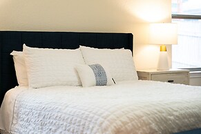 Unwind In Style And Comfort 3 Bedroom Home by RedAwning