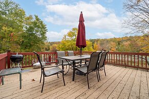 Blackwoods Old Country Home 5 Bedroom Home by RedAwning