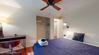 Casa Da Costa 3 Bedroom Home by RedAwning