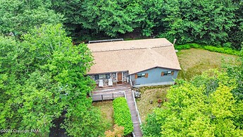 Casa Da Costa 3 Bedroom Home by RedAwning