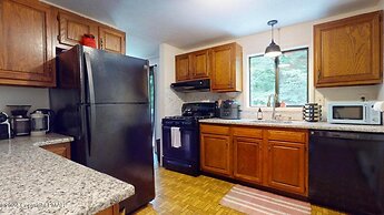 Casa Da Costa 3 Bedroom Home by RedAwning