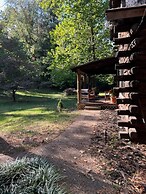 The Cabin Tranquil Lakefront Retreat 3 Bedroom Home by RedAwning