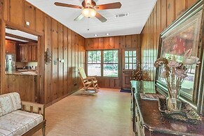 Shangri-la 2 Bedroom Home by RedAwning