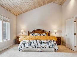 The Royal Canterbury Retreat - Lake Tahoe by RedAwning