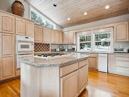 The Royal Canterbury Retreat - Lake Tahoe by RedAwning