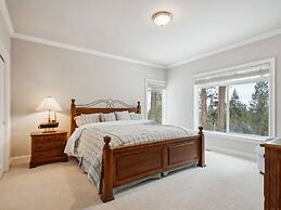 The Royal Canterbury Retreat - Lake Tahoe by RedAwning