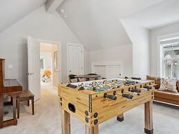 The Royal Canterbury Retreat - Lake Tahoe by RedAwning