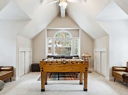 The Royal Canterbury Retreat - Lake Tahoe by RedAwning