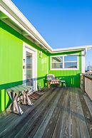 Mingo Manor 2 Bedroom Home by RedAwning