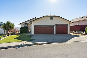 Elegant Escape 4 Bedroom Home by RedAwning
