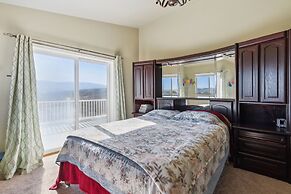 Elegant Escape 4 Bedroom Home by RedAwning