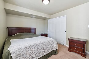 Elegant Escape 4 Bedroom Home by RedAwning