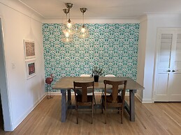 Casa Kelly 4 Bedroom Home by RedAwning