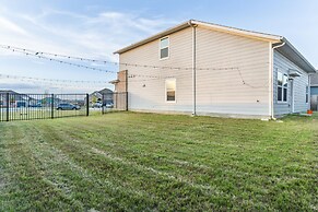 Austin Getaway: Come, Stay, And Play! 4 Bedroom Home by RedAwning