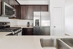 Austin Getaway: Come, Stay, And Play! 4 Bedroom Home by RedAwning