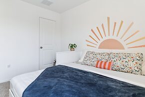 Austin Getaway: Come, Stay, And Play! 4 Bedroom Home by RedAwning