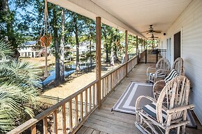 Stunning Riverside Retreat With Private Pool 5 Bedroom Home by RedAwni