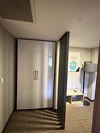 Shelby Hotel