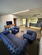 Shelby Hotel