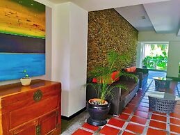 Stunning Sunset View High Speed Fibre Furnished