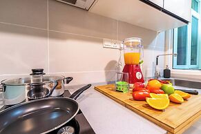 Stunning Sunset View High Speed Fibre Furnished