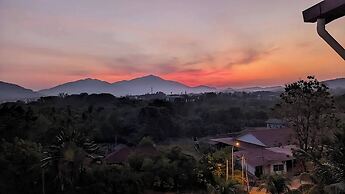 Stunning Sunset View High Speed Fibre Furnished