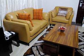 Ugwis Hotel and Suites
