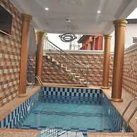 Ugwis Hotel and Suites