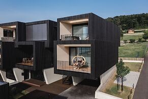 Stock & Stein Lodges