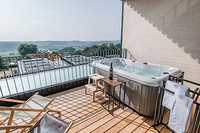 Stock & Stein Lodges