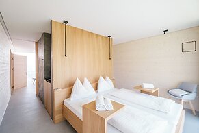 Stock & Stein Lodges
