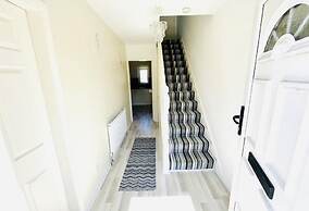 Stunning Double Bedroom House Closer to the sea