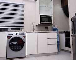 Formula 2 Hotel and Suites