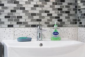 4br-7guests-freeparking-garden-nearmanchester