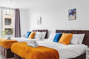 Modern 2-bed Apartment in Stratford